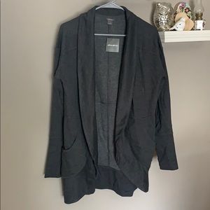 Eddie Bauer gray cardigan size M